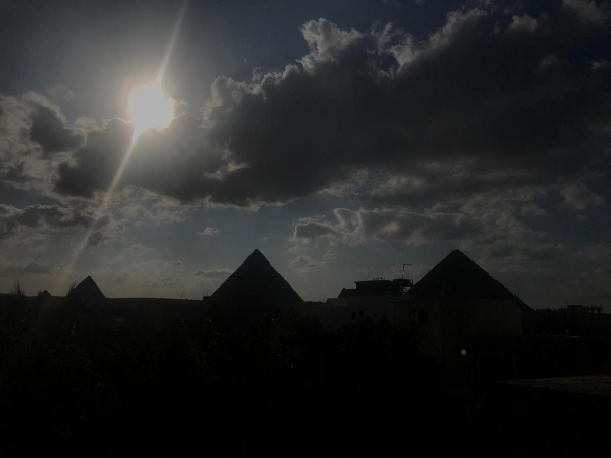 Studio Farida Pyramids View Kafret el-Gabal Eksteriør billede